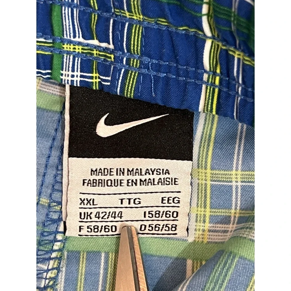 Nike Swoosh‎ Board Shorts Swim Trunks Mens Size XXL Plaid Blue Green Drawstring